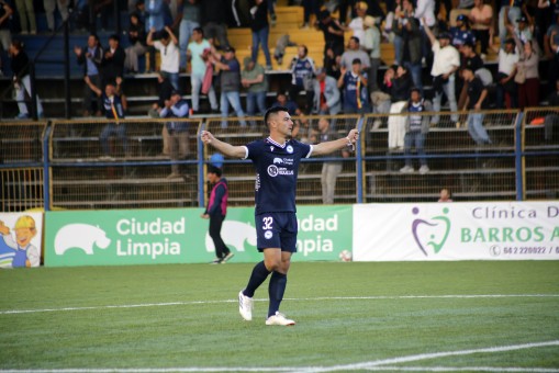Osorno y Puerto Montt desplazan a Trasandino del liderato