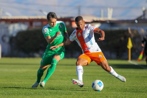 Audax Italiano ganó y sigue como uno de los líderes