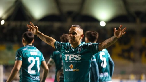 Wanderers desplaza a la Universidad de Concepción en el podio